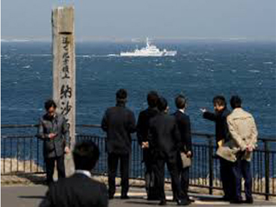 Russia approves warplane deployment on disputed island near Japan