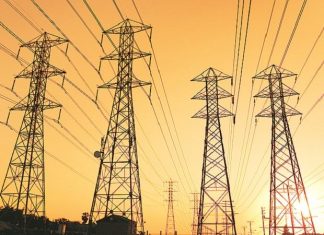 Maharashtra electricity employees and engineers up in arms against privatization Maharashtra electricity employees and engineers up in arms against privatization