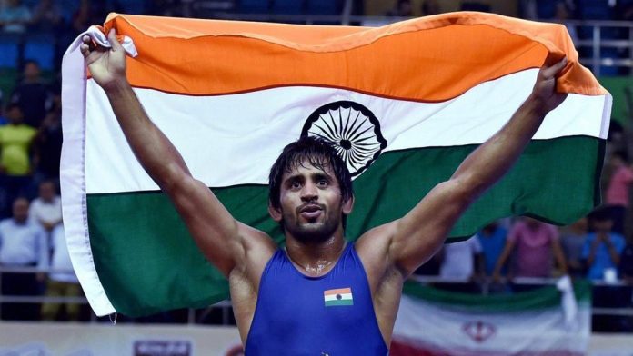Commonwealth Games 2018 : Wrestler Bajrang Punia wins Gold in freestyle 65 kg, Silver for Pooja Dhanda