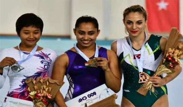 Dipa karmakr दीपा कर्माकर