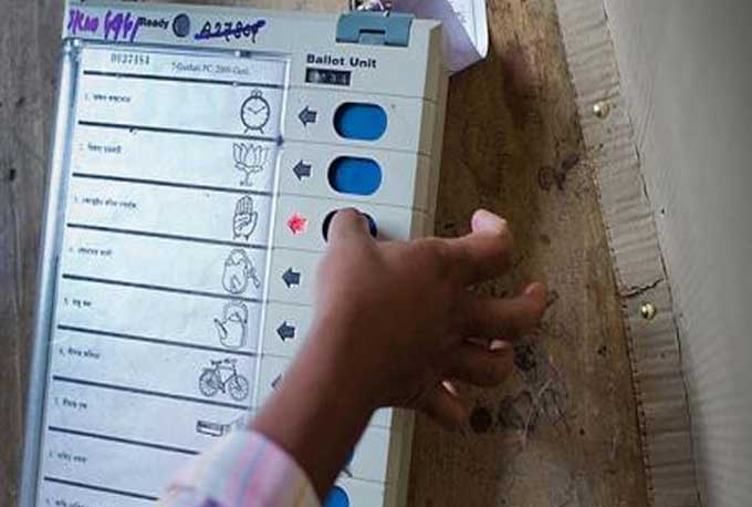 नागपूर : निवडणुकीत 'ईव्हीएम' वरील अाराेपांमुळे अाता 'एम-३' ने निवडणूक