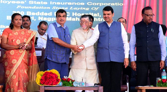 nitin gadkari at bhoomi pujan ceremony butibori