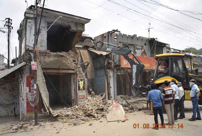 केळीबाग रोड रुंदीकरण कार्यवाहीला वेग