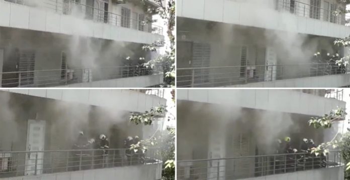 Mumbai : Fire breaks out in Andheri East's Madhu Industrial Estate