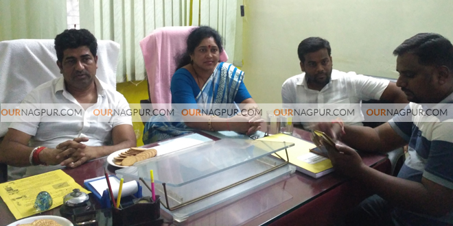 डेंग्यू प्रतिबंधात्मक फवारणीचा वेळ वाढवून घ्या! - आरोग्य सभापती मनोज चापले यांचे निर्देश