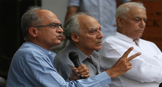 Arun Shourie, Yashwant Sinha attack PM Modi on Rafale deal