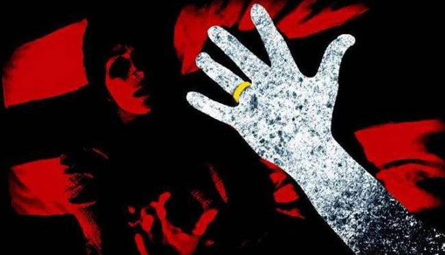 महाराष्ट्रात सैराट! आई वडिलांकडूनच मुलीची हत्या