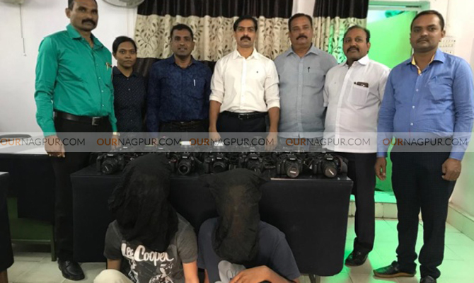 Cops arrest two teenagers for fraud in Nagpur