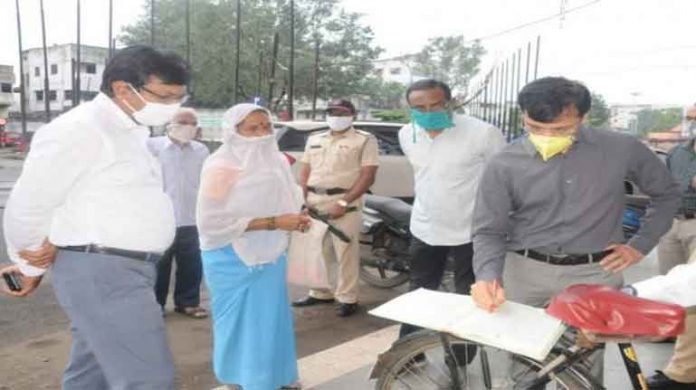 कर्मचारी