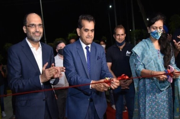 noida robotics factory नोएडामध्ये भारतातील सर्वात मोठ्या रोबोट फॅक्टरीची सुरुवात