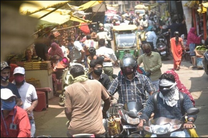 नागपुरात दिवसा जमावबंदीची अंमलबजावणी कुठेच दिसेना...