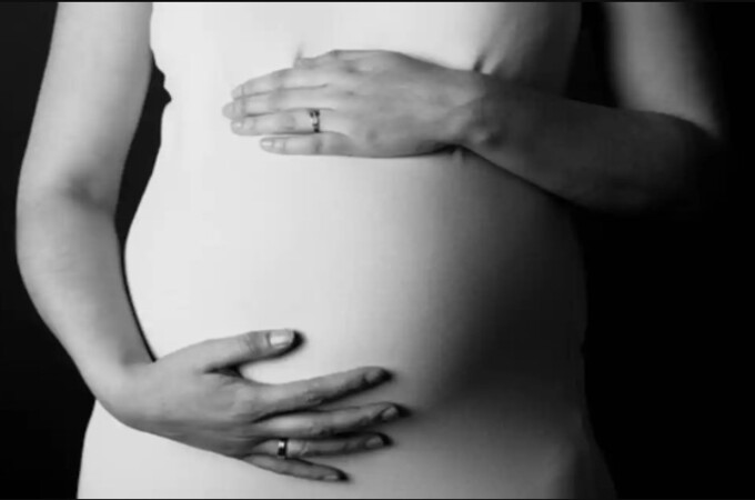 खोटे वय सांगून केले प्रेम; १४ वर्षाचा मुलाकडून ३६ वर्षीय महिला झाली प्रेग्नंट