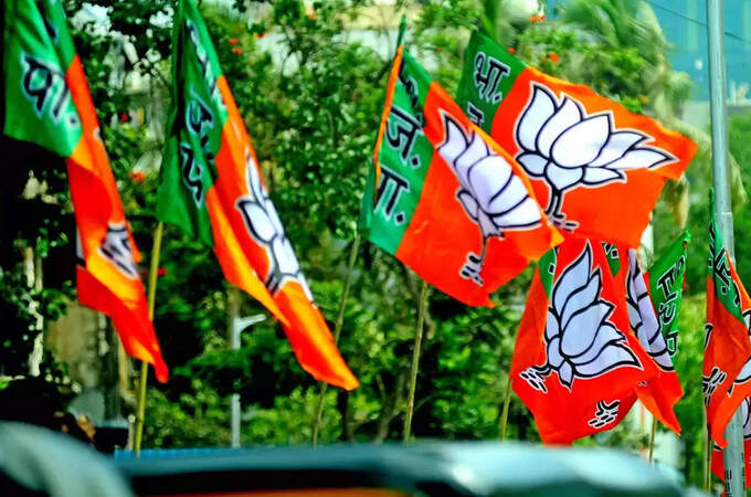 मोठी बातमी! पश्चिम बंगालमध्ये भारतीय जनता पार्टीचे २ आमदार राजीनामा देणार?