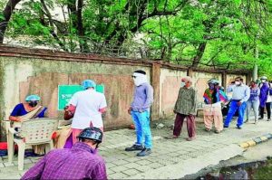 विनाकारण फिरणारे ४५० पॉझिटिव्ह, १४ दिवसांसाठी क्वारंटाइन सेंटरला रवानगी