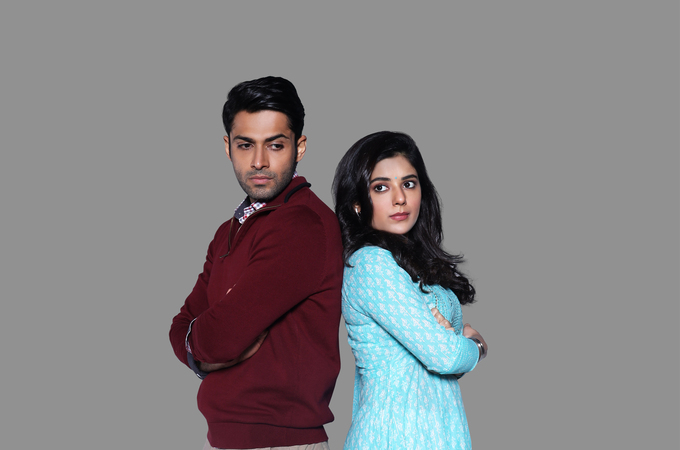 Mohit Kumar as Mannu and Kangan