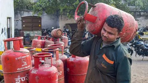 Domestic LPG cylinder rate hiked via way of means of Rs 50