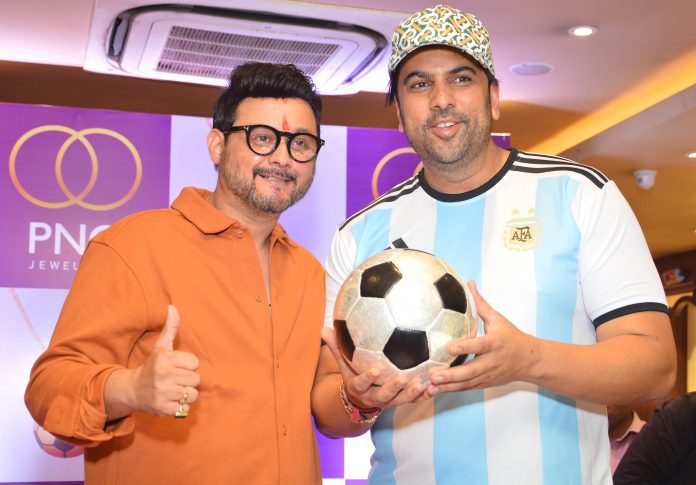Marathi film and television Superstar Swapnil Joshi launches new football collection by PNG Jewellers!