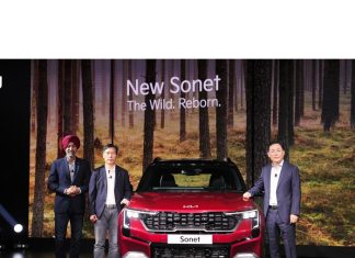 New Kia Sonet World Premiere in India: the Most Premium Compact Suv Debuts With a Bold New Design, Adas, and 6 Airbags as Standard New Kia Sonet World Premiere in India: the Most Premium Compact Suv Debuts With a Bold New Design, Adas, and 6 Airbags as Standard
